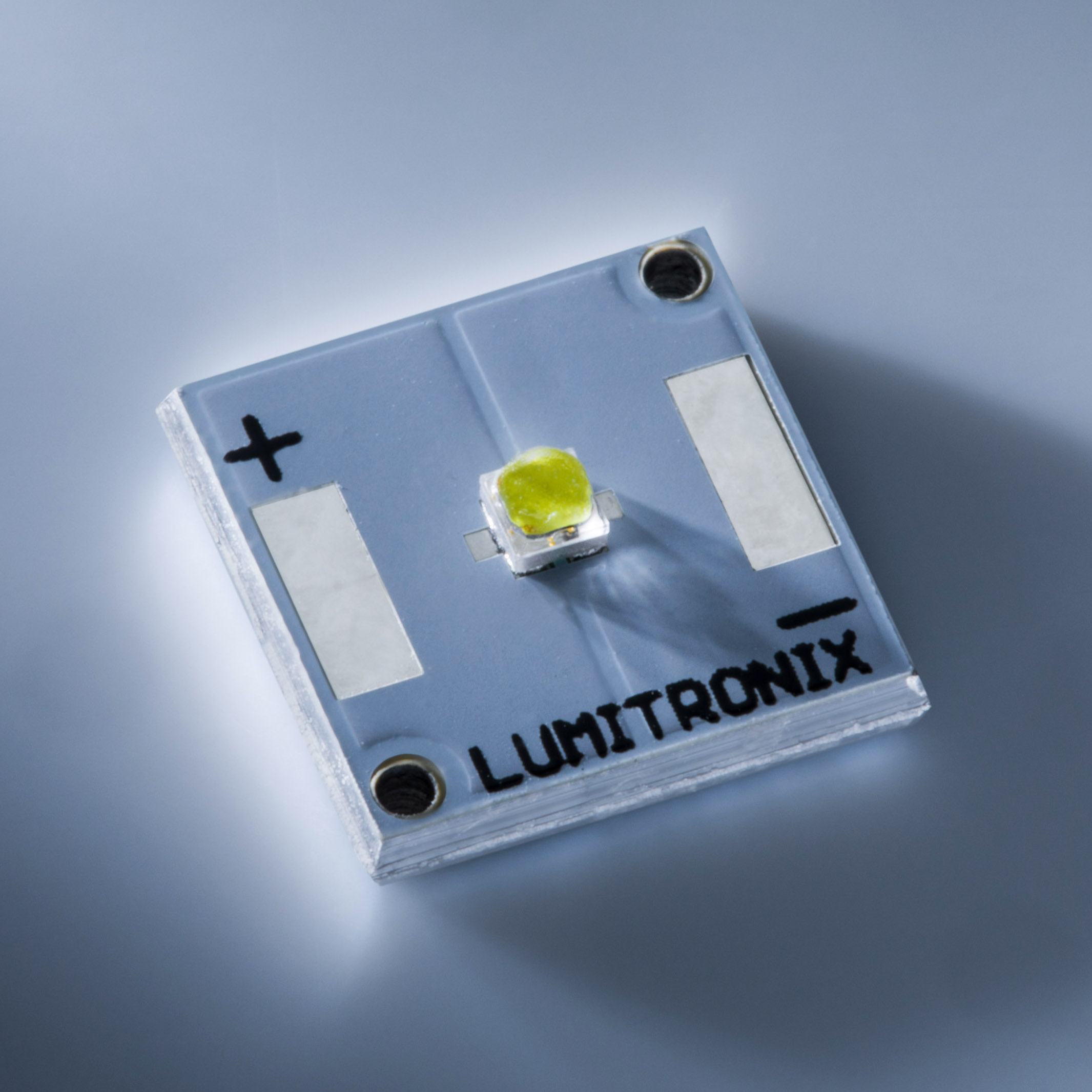 Cree XQ-E LED blanco cálido con PCB (10x10mm) 221 lm