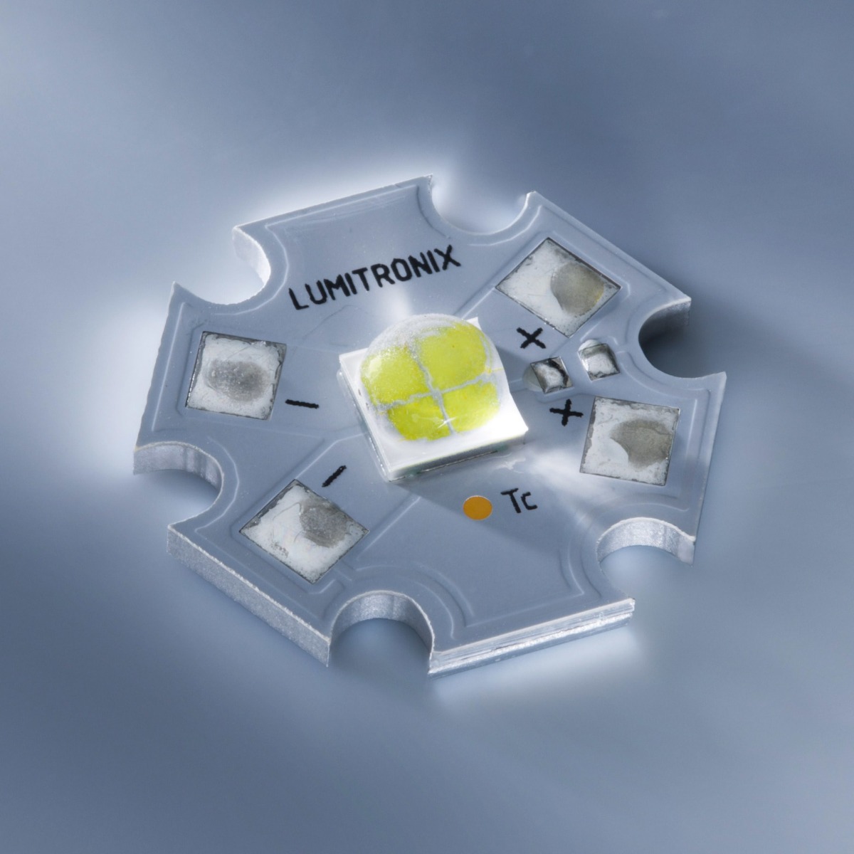 Cree XHP70 LED blanco frío 6200K 1710lm con PCB (Estrella)