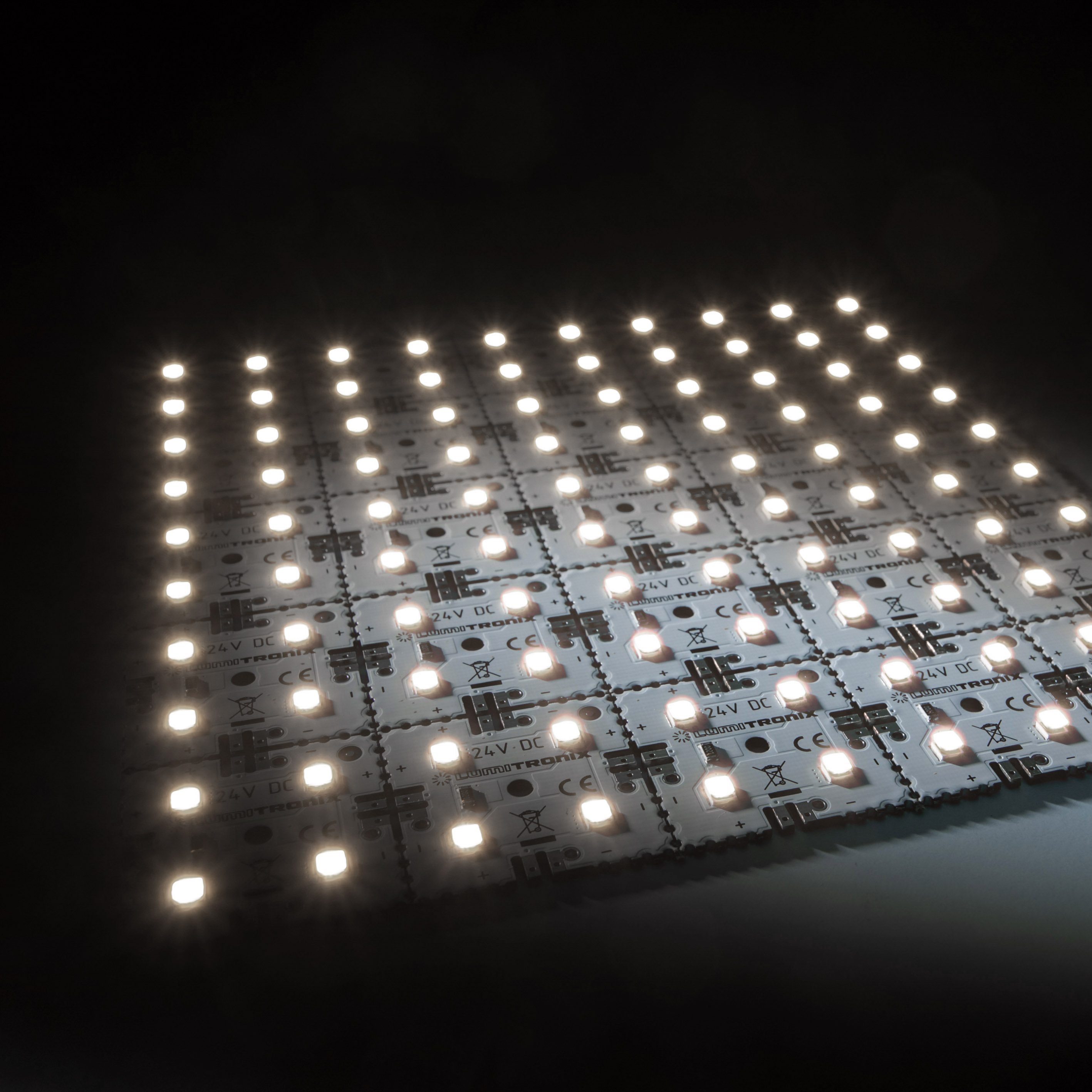 MatrixMini-25-4080 Módulo LED Nichia (5x5) blanco puro 4000K 1885lm 100 LEDs 24V 12W 15x15cm (83000 lm/m²)