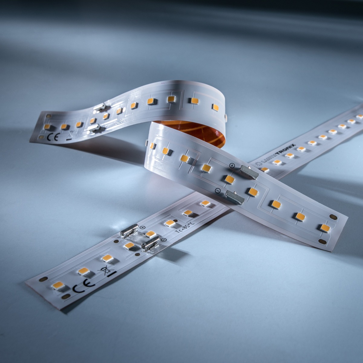 LumiFlex4080 Seúl tira LED blanco cálido 2700K CRI80 27100lm 900mA 96 LEDs/m bobina de 5,6m (4839lm/m y 26W/m) 
